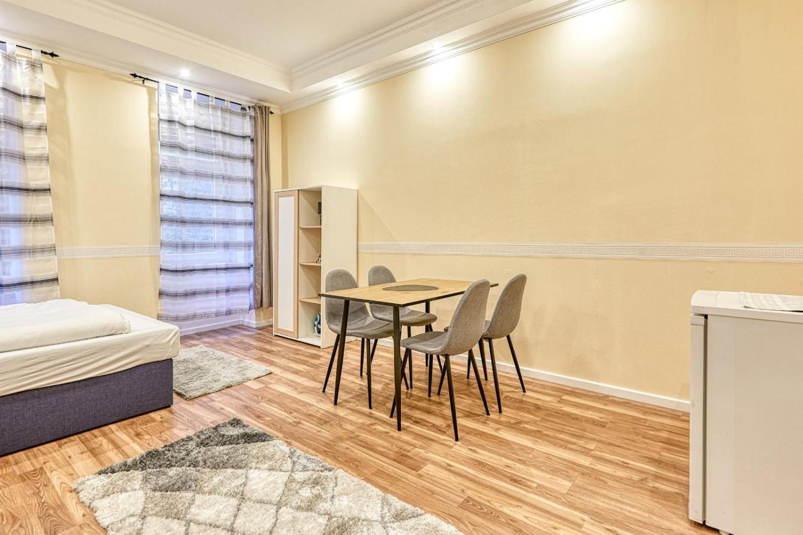 Appartamento Lovely Airbnb Near Schoenbrunn Vienna Esterno foto